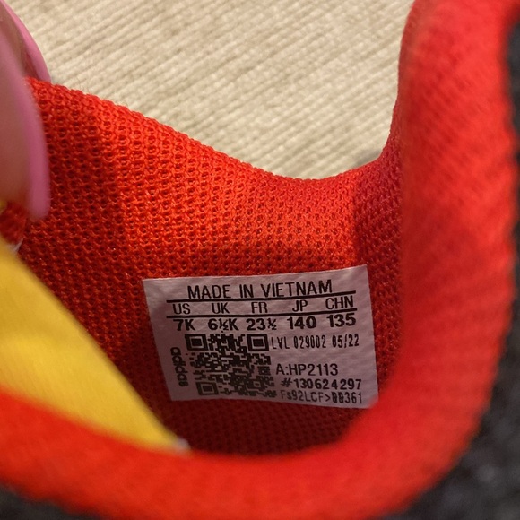 Adidas Lego sneakers super cool and in excellent condition! Toddler 7K US. - Picture 9 of 9